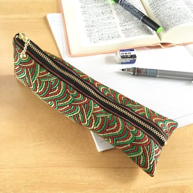 【サイケデリック】畳縁 テトラ型 ペンケース 黒