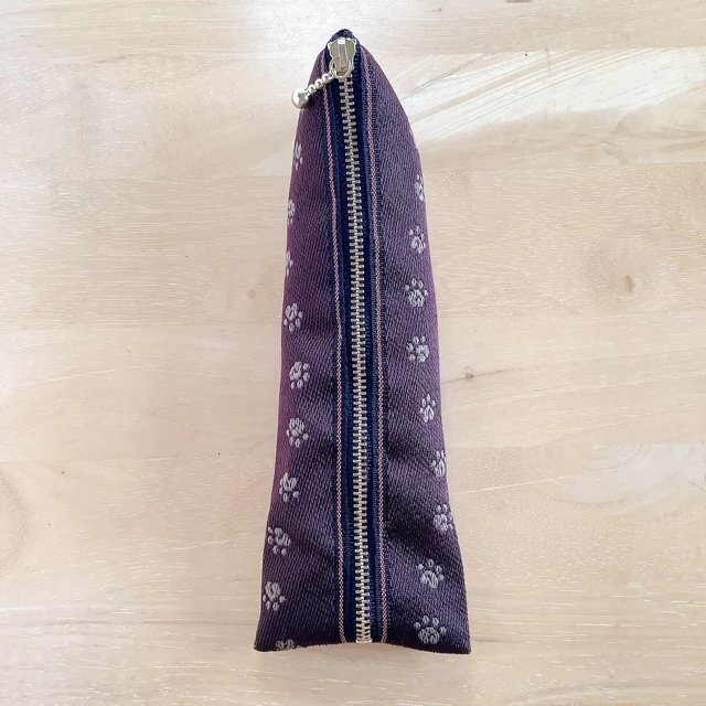 【足あと】畳縁 テトラ型 ペンケース コーヒー色 肉球 猫 犬