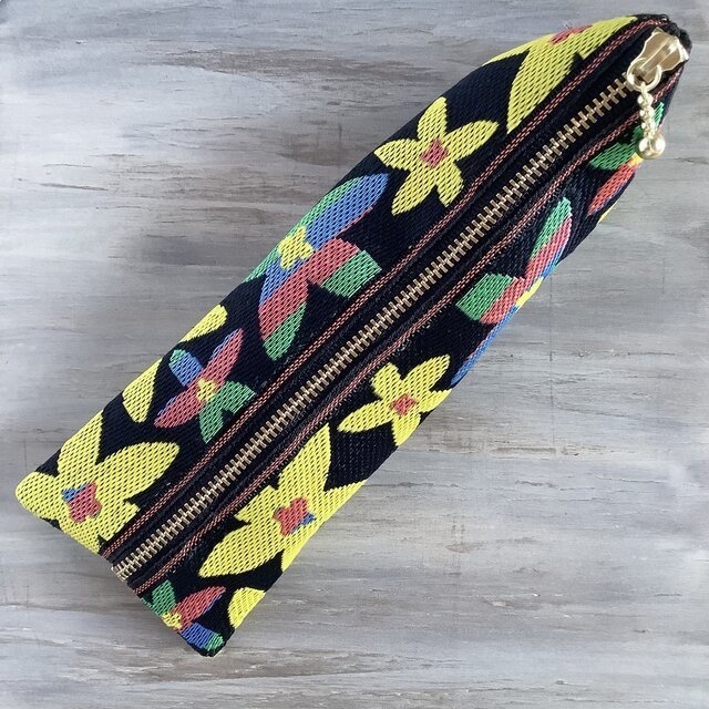 【スターフラワー】畳縁 テトラ型 ペンケース 黒 マルチカラー