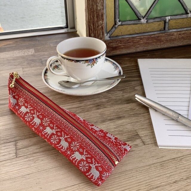 【ノルディック】畳縁 ぺたんこ ミニポーチ カードケース 小銭入れ 赤 トナカイ クリスマス