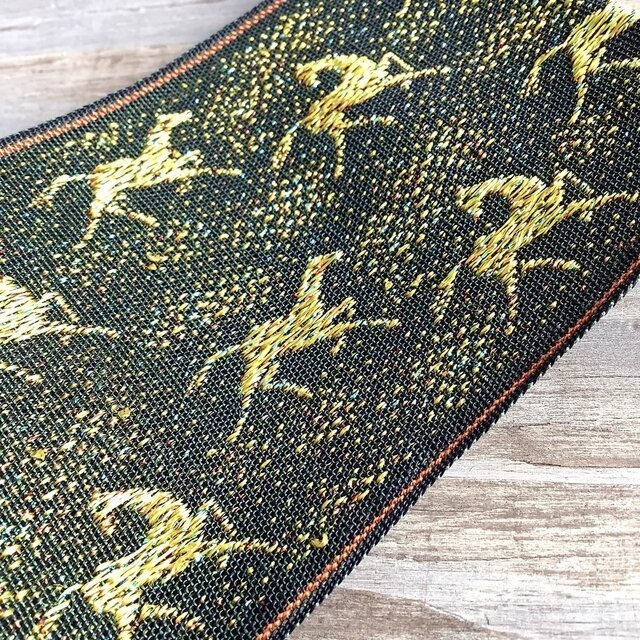 【アハルテケ】畳縁 馬柄 ミニポーチ テトラ型 小銭入れ 和風