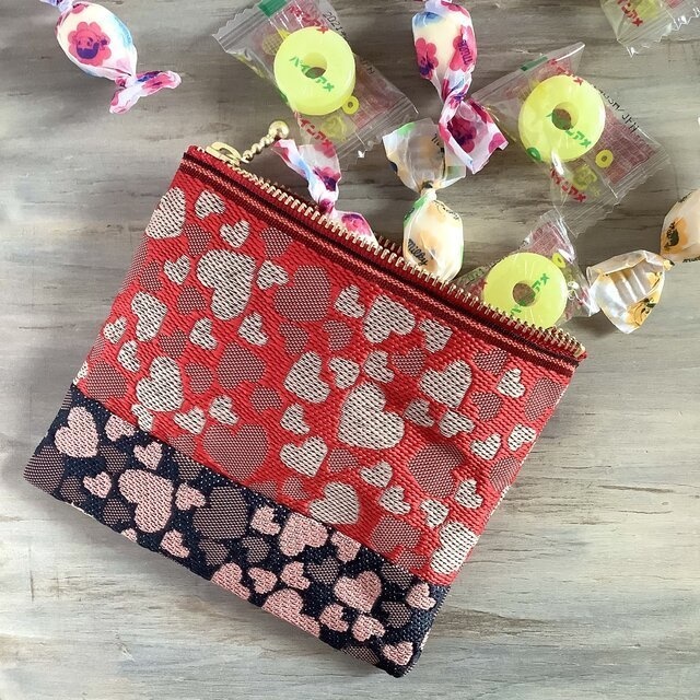 【ハート】畳縁 ポーチ サニタリーケース 赤 黒