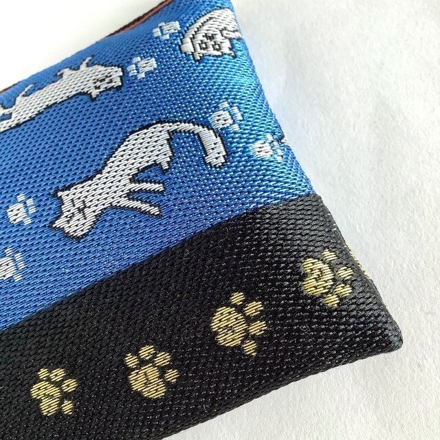 【いたずらにゃんこ】畳縁 幅広 ペンケース マスクケース 肉球 猫 足跡 和風 ポーチ