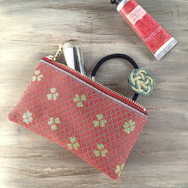 【クローバー】畳縁 テトラ型 ペンケース 四つ葉 赤 四葉