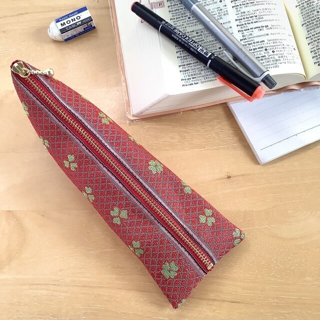 【クローバー】畳縁 ぺたんこ ミニポーチ カードケース 小銭入れ 赤 四葉 四つ葉 和風