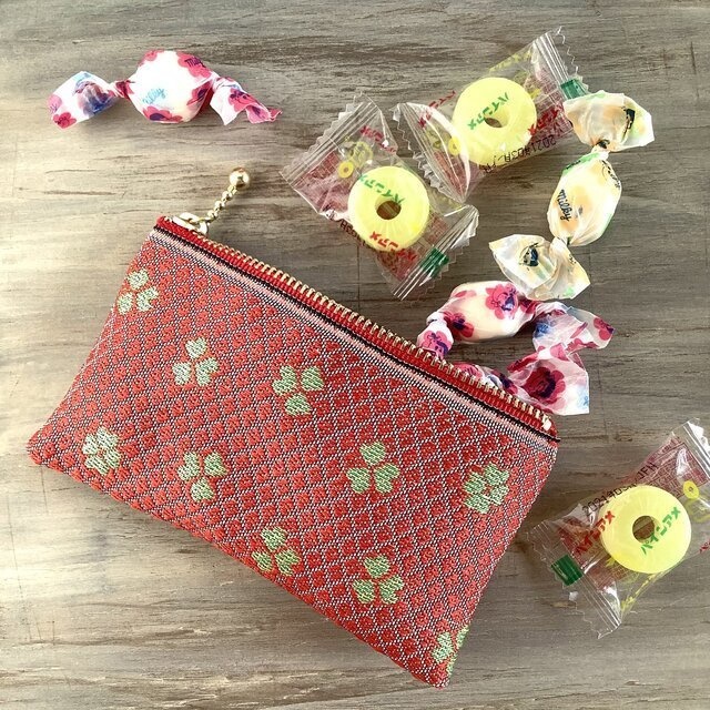 【クローバー】畳縁 ぺたんこ ミニポーチ カードケース 小銭入れ 赤 四葉 四つ葉 和風