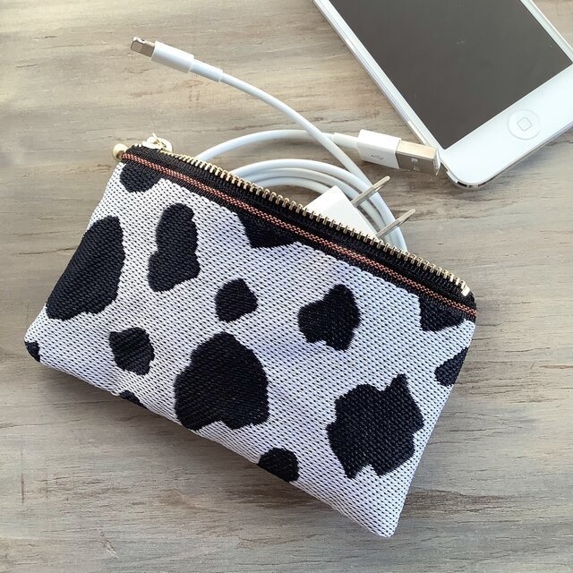 【牛柄】畳縁 ぺたんこ ミニポーチ カードケース 小銭入れ 和風 モノトーン 牛 白黒