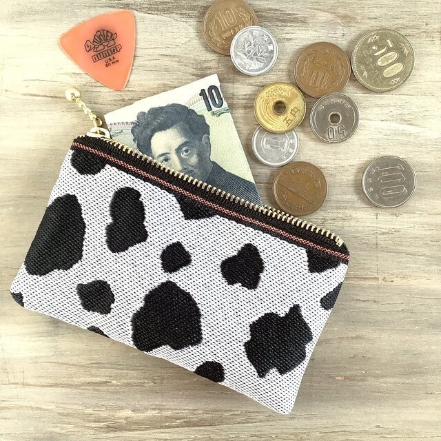 【牛柄】畳縁 ぺたんこ ミニポーチ カードケース 小銭入れ 和風 モノトーン 牛 白黒