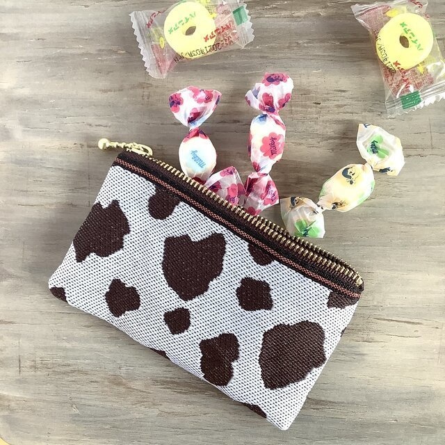 【珈琲牛】畳縁 ぺたんこ ミニポーチ カードケース 小銭入れ 和風 ホルスタイン コーヒーミルク こげ茶