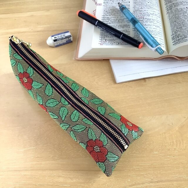 【椿】畳縁 ぺたんこ ミニポーチ カードケース 小銭入れ 和風 春 つばき カメリア