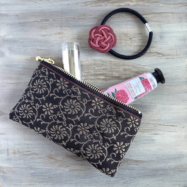 【花唐草】畳縁 テトラ型 ペンケース 和風 レトロ 更紗 シック こげ茶