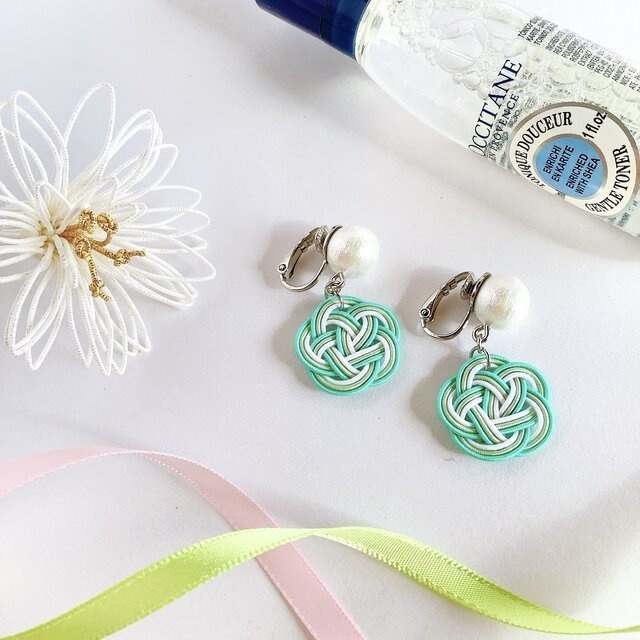 【五月待つ】水引製 お花とコットンパール ピアス 薄荷 ミント ゆらゆら