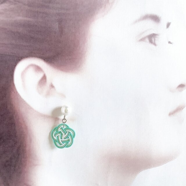 【五月待つ】水引製 お花とコットンパール ピアス 薄荷 ミント ゆらゆら