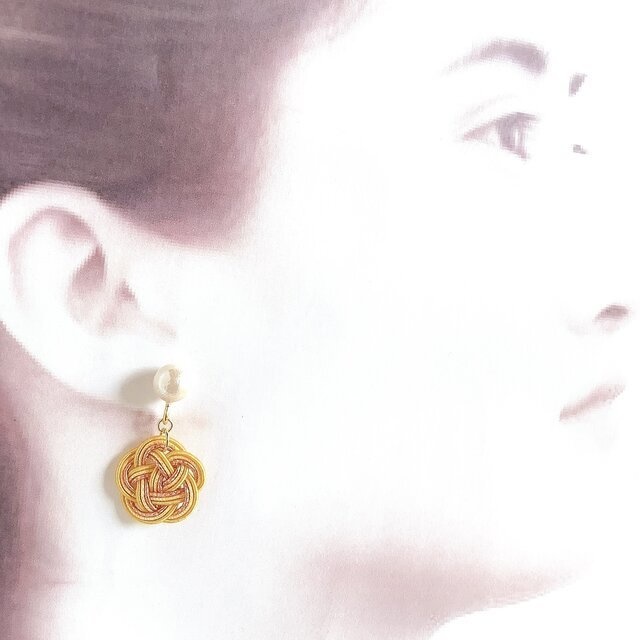 【山吹】水引 お花とコットンパール イヤリング 黄色 和風 ゆらゆら