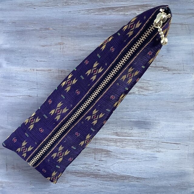 【夕暮れの街】畳縁 テトラ型 ペンケース 和風 紫 金 絣 宝石