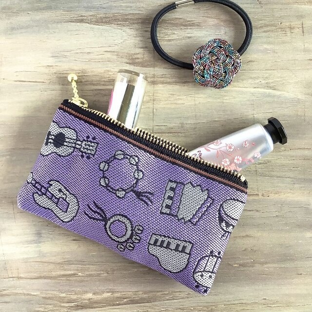 【楽器】畳縁 テトラ型 ペンケース ユニーク ギター トランペット ピアノ 紫