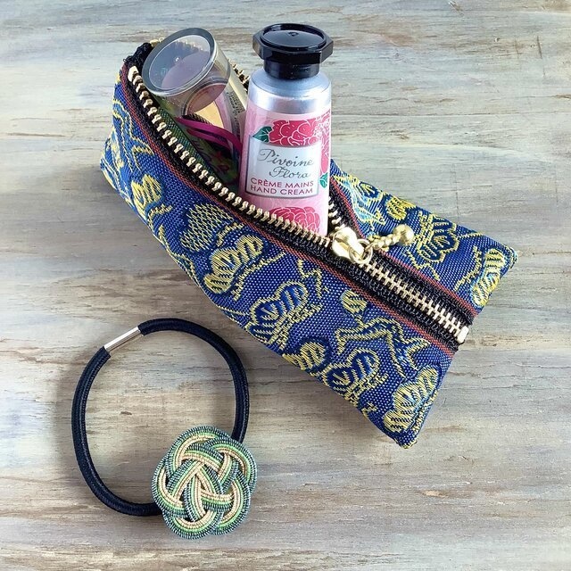 【金の松】畳縁 テトラ型 ミニポーチ 小銭入れ 和風 縁起物 青 ゴールド