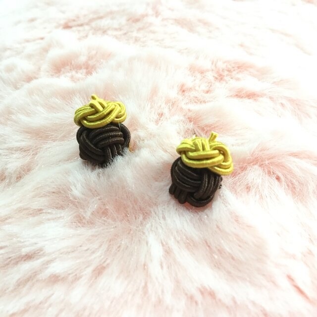 【どんぐり】水引 ピアス 珈琲色 和風 大人可愛い 秋 コロコロ