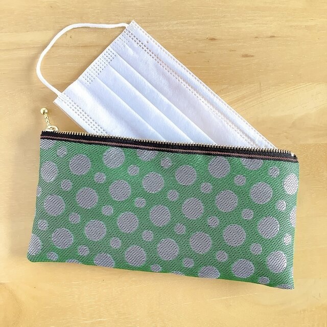 【水玉】畳縁 幅広 ぺたんこ ペンケース ポーチ マスクケース ドット 緑 白