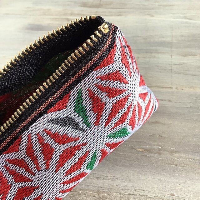 【麻の葉】畳縁 テトラ型 ペンケース ステンドグラス風 白 赤 和風