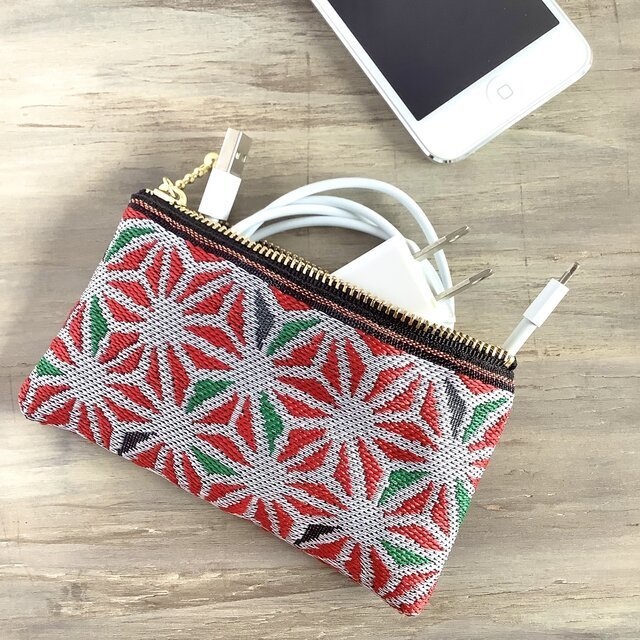 【麻の葉】畳縁 ぺたんこ 小銭入れ ミニポーチ カードケース ステンドグラス風 白 赤 和風