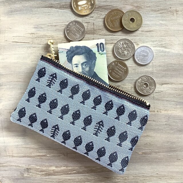 【お魚】畳縁 テトラ型 ペンケース 空 水色 さかな