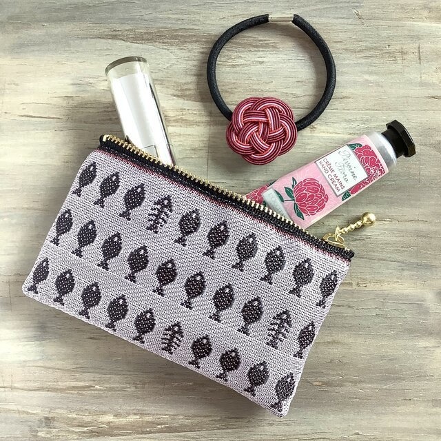 【お魚】畳縁 テトラ型 ペンケース 灰桜 ピンク さかな