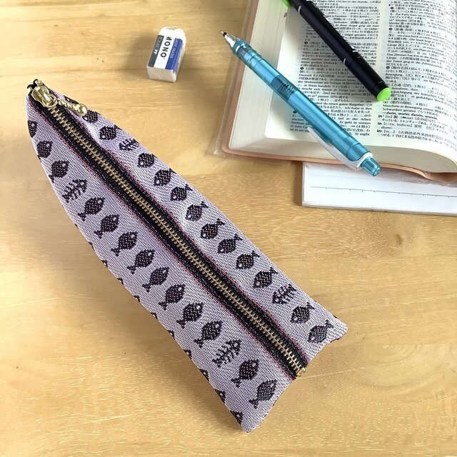 【お魚】畳縁 ぺたんこ ミニポーチ カードケース 小銭入れ さかな 灰桜 ピンク