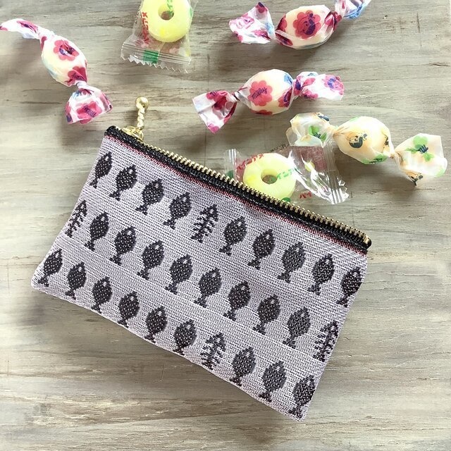 【お魚】畳縁 ぺたんこ ミニポーチ カードケース 小銭入れ さかな 灰桜 ピンク