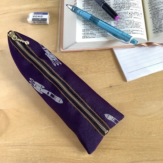 【ロケット】畳縁 テトラ型 ペンケース 宇宙 紫
