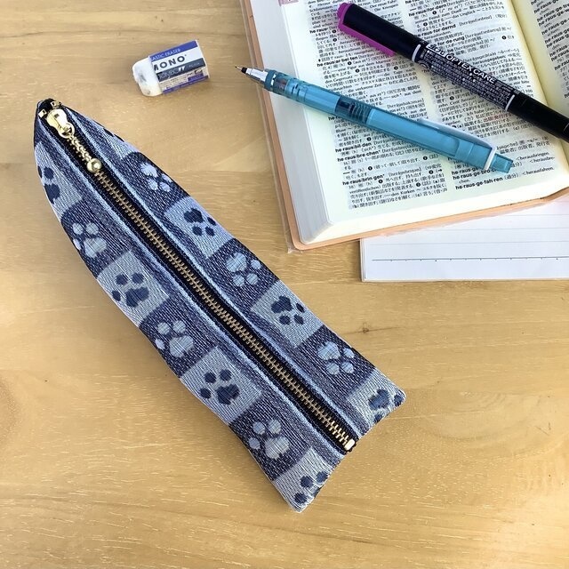 【肉球】畳縁 ぺたんこ ミニポーチ カードケース 小銭入れ 足あと ブルー 水色 犬 猫