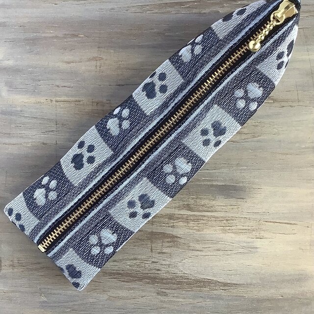 【肉球】畳縁 テトラ型 ペンケース ブルー 水色 犬 猫 足あと