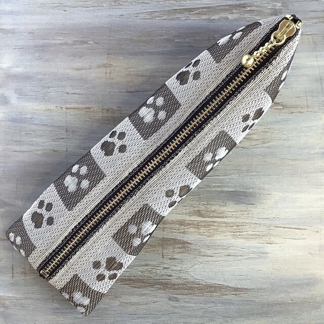 【肉球】畳縁 テトラ型 ペンケース 茶色 ベージュ 犬 猫 足あと