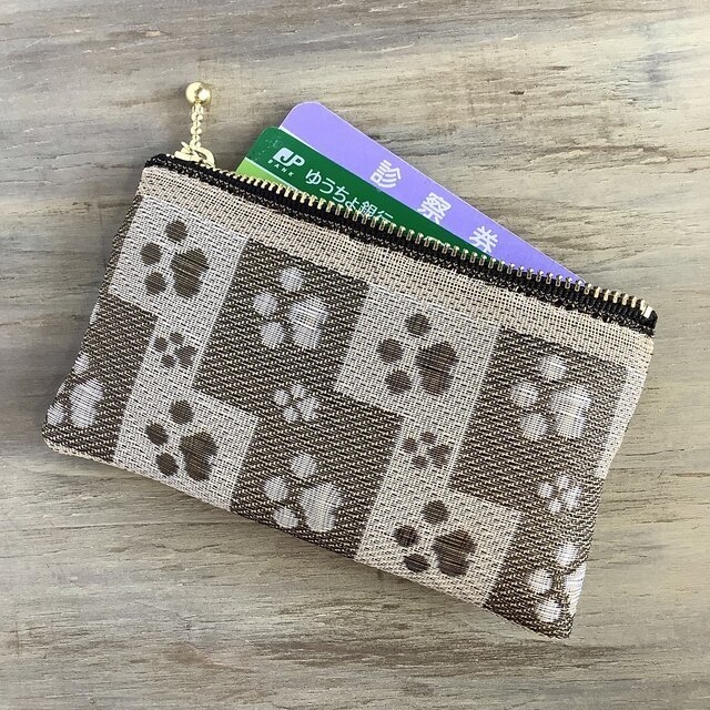 【肉球】畳縁 ぺたんこ ミニポーチ カードケース 小銭入れ 足あと 茶色 ベージュ 犬 猫