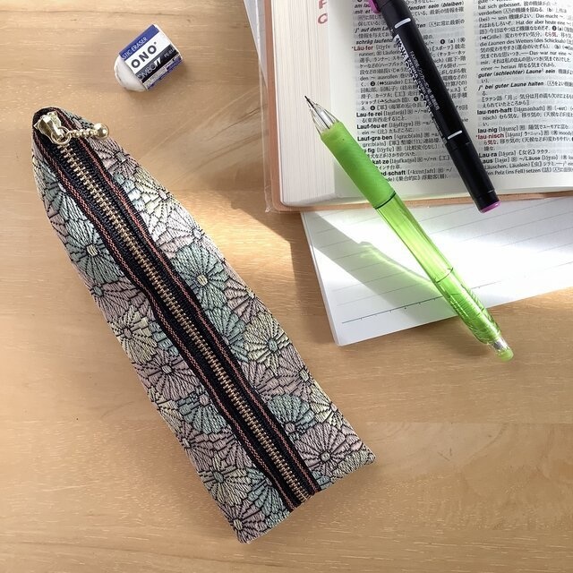 【菊花】畳縁 ぺたんこ ミニポーチ カードケース 小銭入れ 和風 ニュアンスカラー デイジー