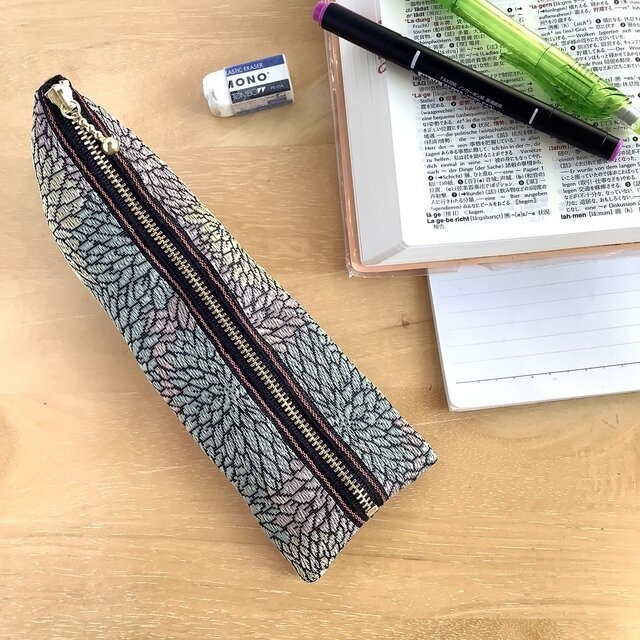 【菊】畳縁 ぺたんこ ミニポーチ カードケース 小銭入れ 和風 ニュアンスカラー 縁起物