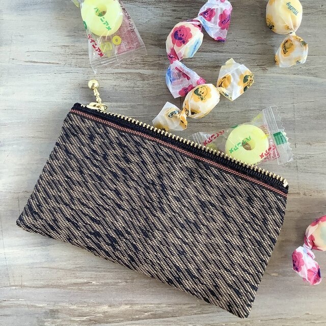 【ストリングス】畳縁 ぺたんこ ミニポーチ カードケース 小銭入れ 和風 茶色 黒 音楽