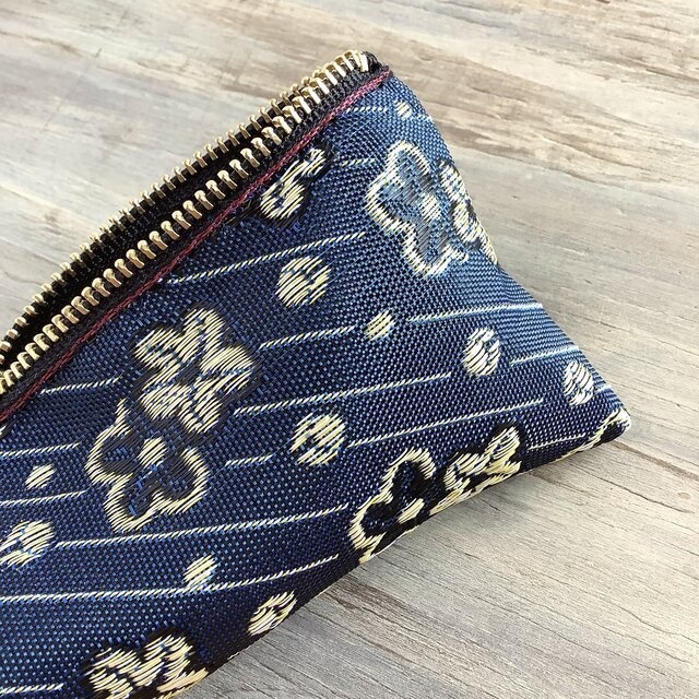 【ブルーフラワー】畳縁 テトラ型 ペンケース 和風 藍色 紺 花 絣模様