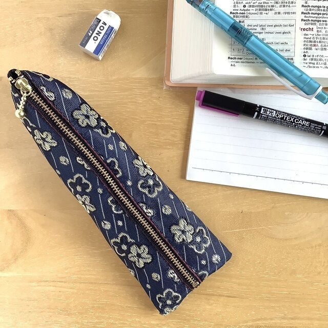 【ブルーフラワー】畳縁 ぺたんこ ミニポーチ カードケース 小銭入れ 和風 藍色 紺 花 絣模様