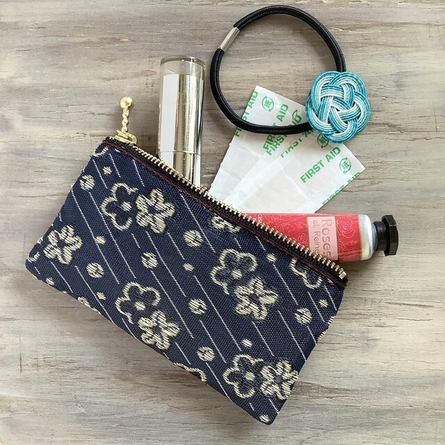 【ブルーフラワー】畳縁 ぺたんこ ミニポーチ カードケース 小銭入れ 和風 藍色 紺 花 絣模様