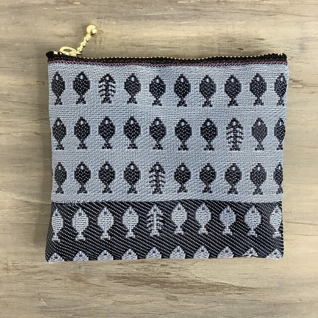 【お魚】畳縁 ポーチ サニタリーケース 和風 空 水色