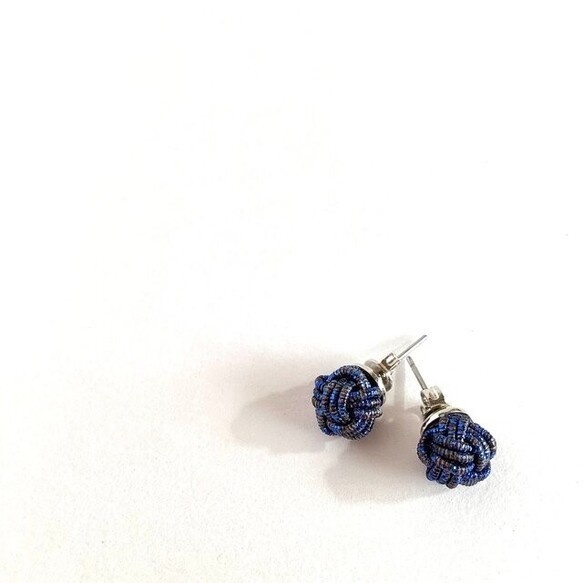 水引製【メタリックブルー】ピアス 宇宙色 和風 大人可愛い 青 紺