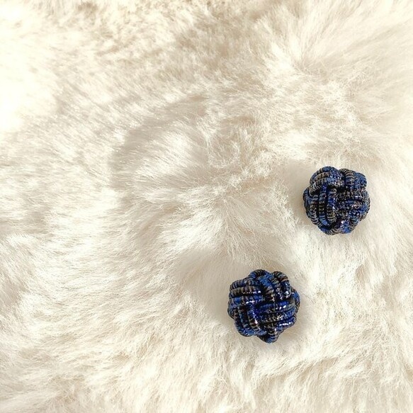 水引製【メタリックブルー】ピアス 宇宙色 和風 大人可愛い 青 紺