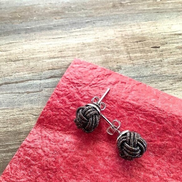 水引製【メタリックブラウン】ピアス 銅色 和風 大人可愛い 秋 こげ茶