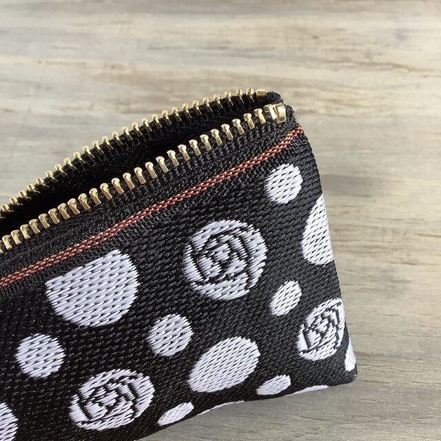 【夜の白薔薇】畳縁 テトラ型 ペンケース モノトーン ばら 白 黒 水玉 ドット