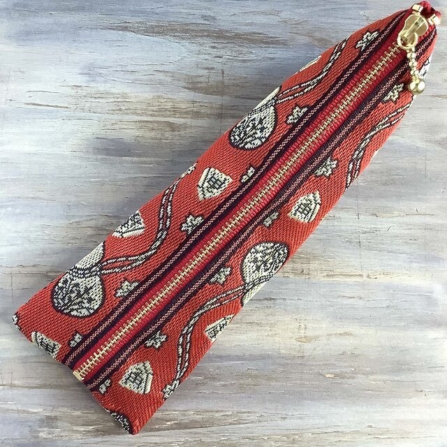 畳縁【瓢箪から駒】テトラ型 ペンケース 赤 将棋 ひょうたん 縁起物