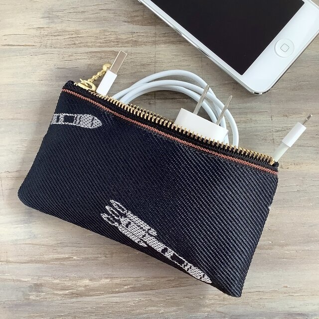 【ロケット】畳縁 ぺたんこ ミニポーチ カードケース 小銭入れ 漆黒 宇宙 黒