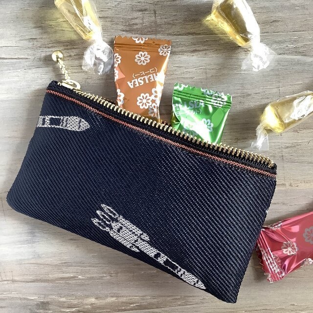 【ロケット】畳縁 ぺたんこ ミニポーチ カードケース 小銭入れ 漆黒 宇宙 黒