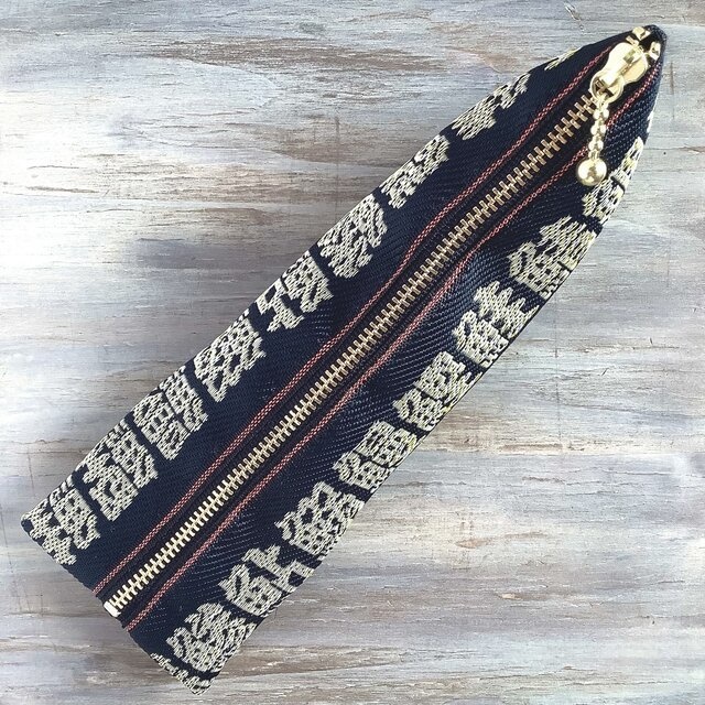 【魚の漢字】畳縁 テトラ型 ペンケース 金 釣り 寿司 和風