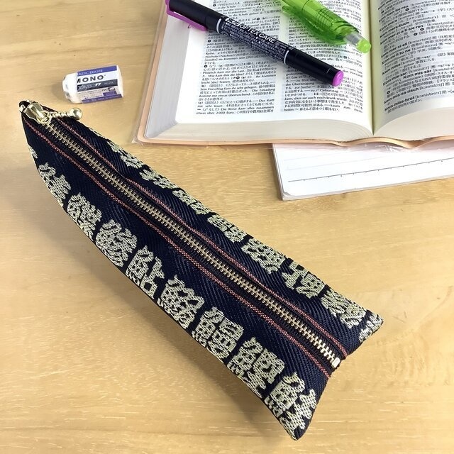 【魚の漢字】畳縁 ぺたんこ ミニポーチ カードケース 金 小銭入れ 和風 釣り